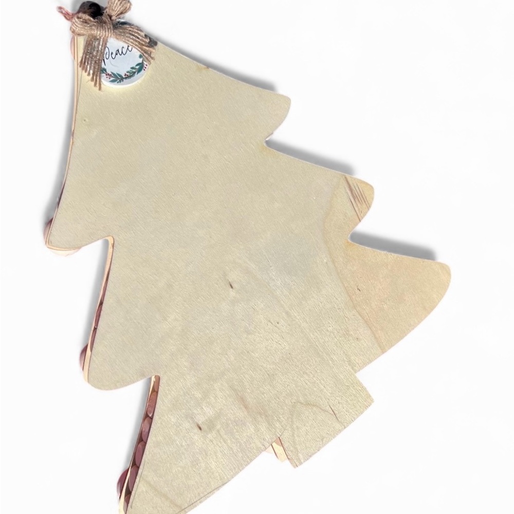 Festive Wood Shaped Tree Tray, 12" length‎ - Picture 8 of 9